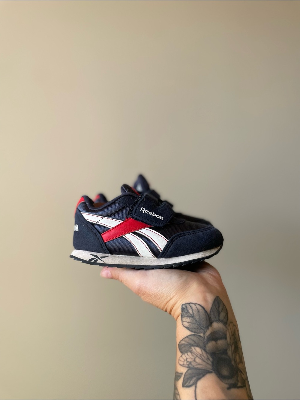 Infant Reebok Navy, Red & White Velcro Trainer 7C